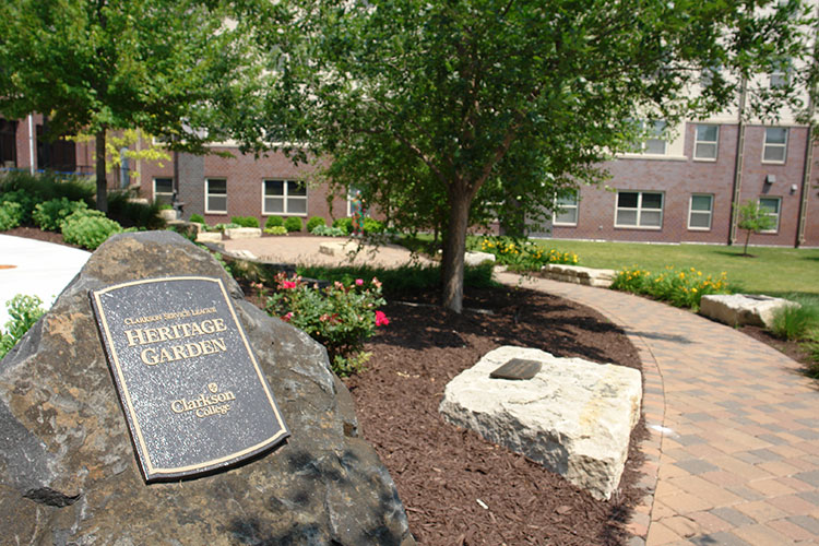 heritage garden walkway