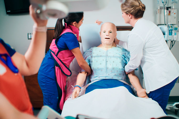 RT Students in the Interprofessional Learning Center